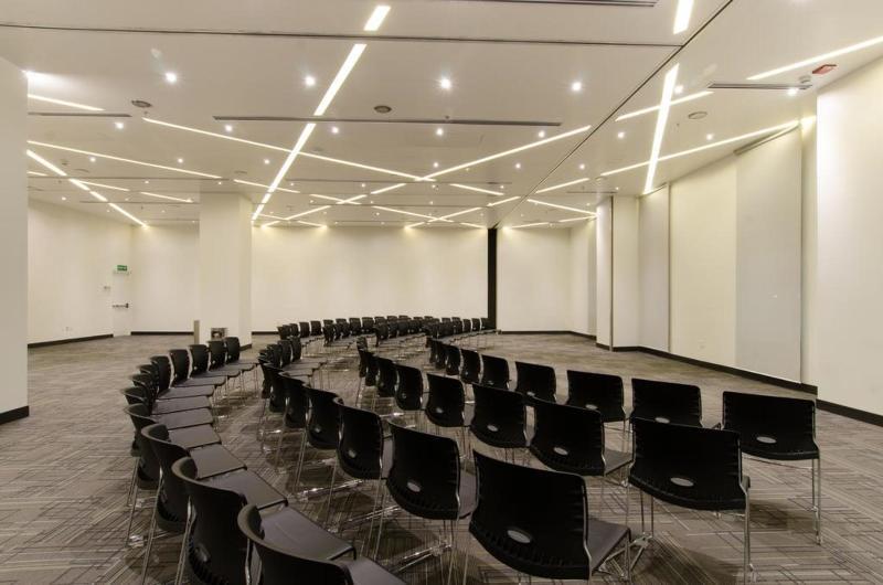 Ramada Encore San Luis Potosí Eksteriør billede